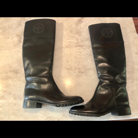 SOLD!EUC Authentic Tory Burch tall boots - Picture 3 of 4